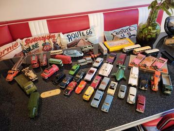 Dinky toys 48 stuks van netjes tot onderdelen. beschikbaar voor biedingen