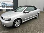 Opel Astra Cabriolet 1.8-16V, Auto's, Opel, 125 pk, Zwart, 4 cilinders, Met garantie (alle)