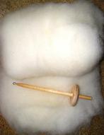 Spintol met bat schapenwol  en  niddy nolly haspel, Ophalen of Verzenden, Gebruikt, Spinnewiel