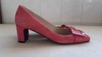 Madeleine. Suède pumps. Roze. Mt. 38., Pumps, Ophalen of Verzenden, Zo goed als nieuw, Madeleine