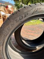 2 banden DUNLOP 245/40R19, Auto diversen, Autosport-onderdelen, Ophalen of Verzenden, Zo goed als nieuw