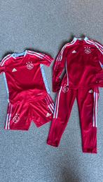 Ajax traingspak en tenue 4-delige set maat 128, Ophalen of Verzenden, Zo goed als nieuw, Jongen of Meisje, Sport- of Zwemkleding