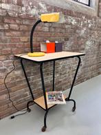 Vintage bijzettafel/trolley op wielen., Ophalen, Gebruikt, Rechthoekig