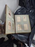Antiek Fotoalbum met Ornamenten, Antiek en Kunst, Ophalen of Verzenden