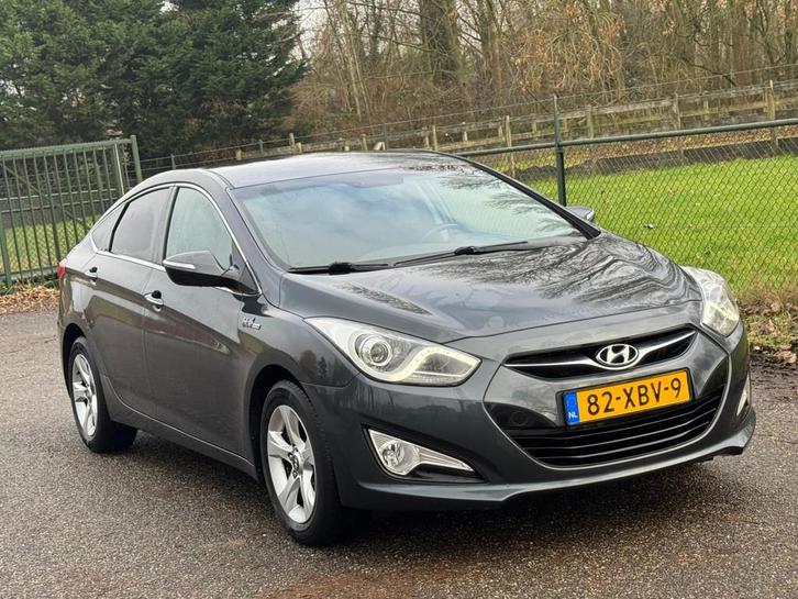 Hyundai I40 1.6 GDI Blue Business Edition /Navi/Camera/Airco, Auto's, Hyundai, Bedrijf, Te koop, i40, ABS, Airbags, Airconditioning
