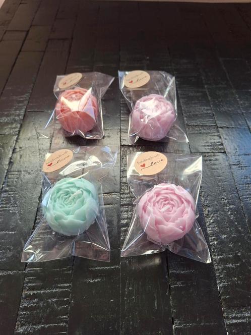 Smelt geur wax met kersenbloesem geur, Huis en Inrichting, Woonaccessoires | Kandelaars en Kaarsen, Nieuw, Kaars, Minder dan 25 cm