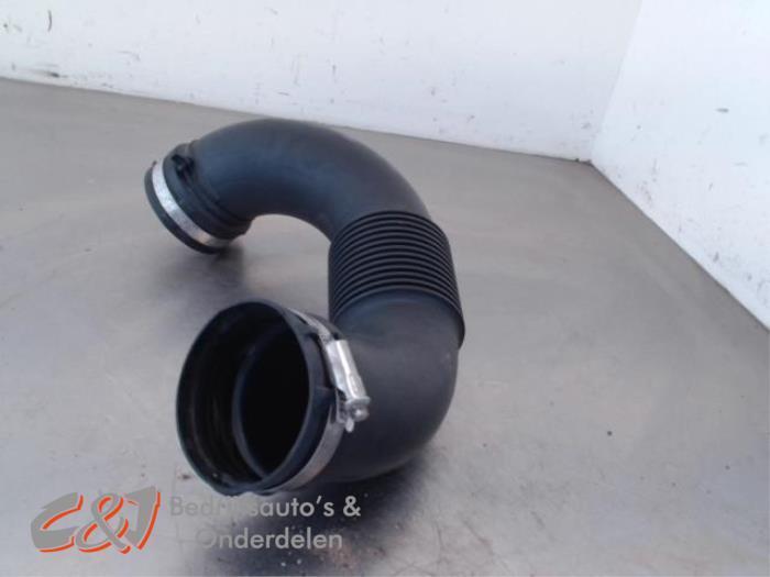 Aanzuigslang Lucht van een Renault Trafic, Auto-onderdelen, Motor en Toebehoren, Renault, Gebruikt, 3 maanden garantie, Ophalen of Verzenden