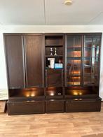 Wandkast met verlichting, Huis en Inrichting, Ophalen, Gebruikt, 200 cm of meer, Met deur(en)