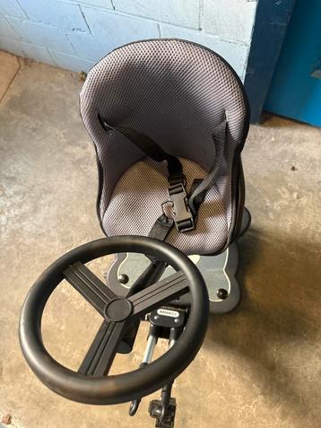 Kinderwagen meerijdplankje met stoel en stuur beschikbaar voor biedingen