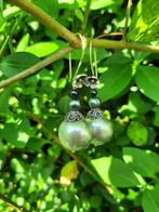 Oorbellen Dorette shellparel-zoetwaterparel-swarovski goud, Hangers, Nieuw, Grijs, Goud