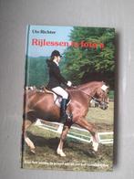 Rijlessen in foto`s, Ophalen of Verzenden, Gelezen, Paarden of Pony's