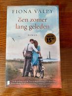 Boek ‘Een zomer lang geleden ’ van Fiona Valpy, Ophalen of Verzenden, Zo goed als nieuw, Fiona Valpy, Europa overig