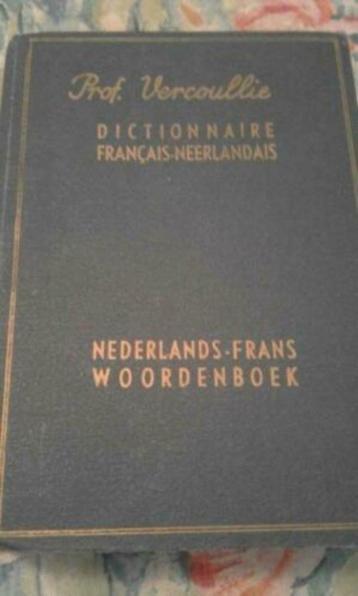 Nederlands - Frans woordenboek. Mankeert niets aan beschikbaar voor biedingen