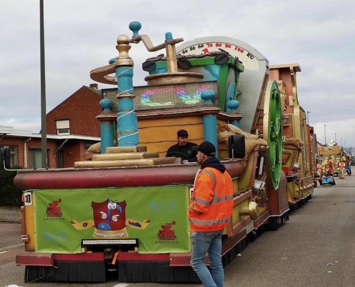 Zelfrijdende Carnavalswagen Thema Malen, Hobby en Vrije tijd, Feestartikelen, Gebruikt, Overige typen, Carnaval, Ophalen