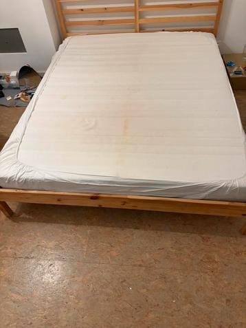 Ikea matras 160x200 - koffievlekken - Gratis af te halen!