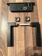 Zwarte deurklink set - Links/Rechts, Doe-het-zelf en Verbouw, Ophalen, Gebruikt, IJzer, Klink of Kruk