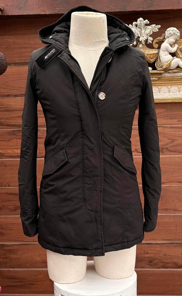 WOOLRICH DONSJAS DAMES Mt.S, Kleding | Dames, Jassen | Winter, Zo goed als nieuw, Zwart, Ophalen of Verzenden