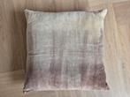 Grijs velvet kussen met ombre effect 45x45 cm, Ophalen of Verzenden, Zo goed als nieuw, Grijs, Vierkant