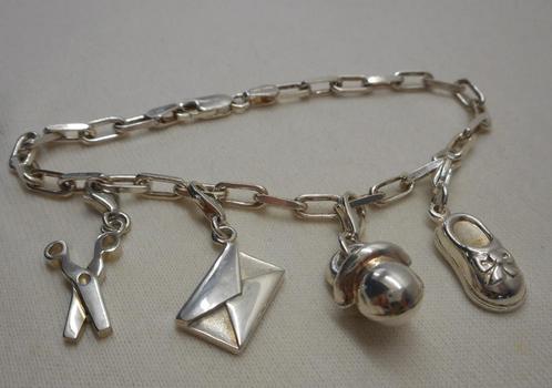 Zilveren armband met 4 afneembare bedels nr.2035, Sieraden, Tassen en Uiterlijk, Armbanden, Zo goed als nieuw, Zilver, Zilver