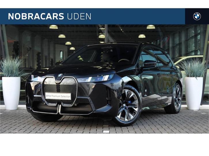 BMW iX xDrive45 M Sport / Trekhaak / Bowers & Wilkins / M Mu, Auto's, BMW, Bedrijf, Te koop, iX, 4x4, Airconditioning, Bochtverlichting