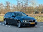 BMW 3-Serie Touring F31 318iM|Aut-8|Panoramadak|2e eigen., Te koop, 1465 kg, Zilver of Grijs, Geïmporteerd