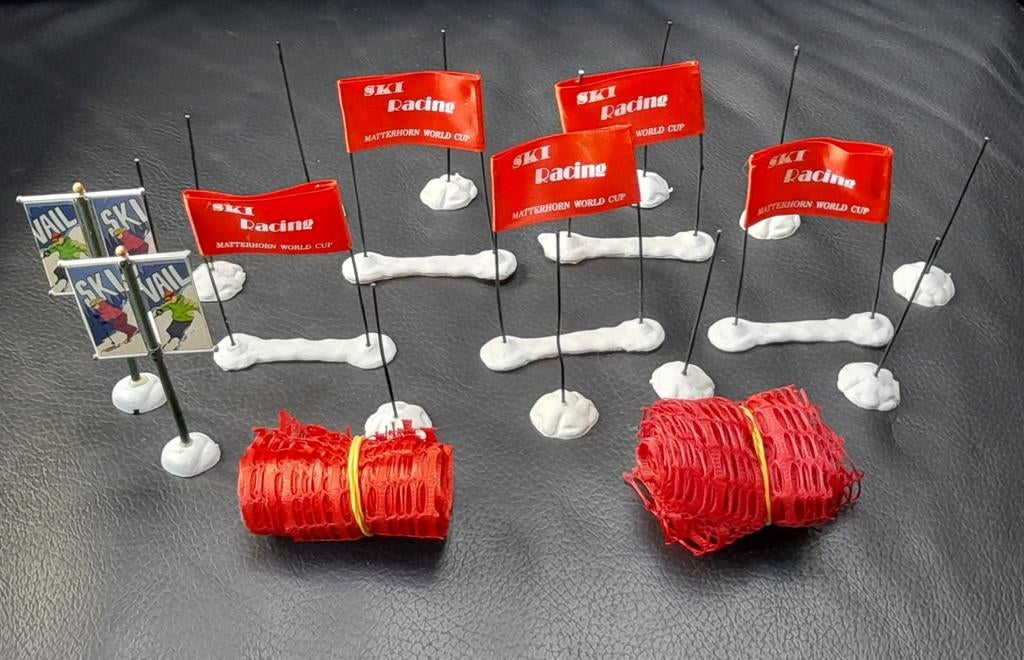 Lemax kerst figuren f ski set kerstdorp, Verzenden