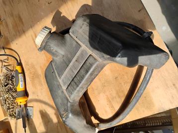 Tank holder h4 beschikbaar voor biedingen