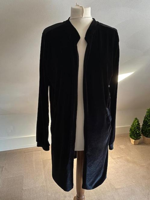 Catwalk Junkie fluwelen vestjas lang, Kleding | Dames, Truien en Vesten, Zo goed als nieuw, Maat 38/40 (M), Zwart, Ophalen of Verzenden