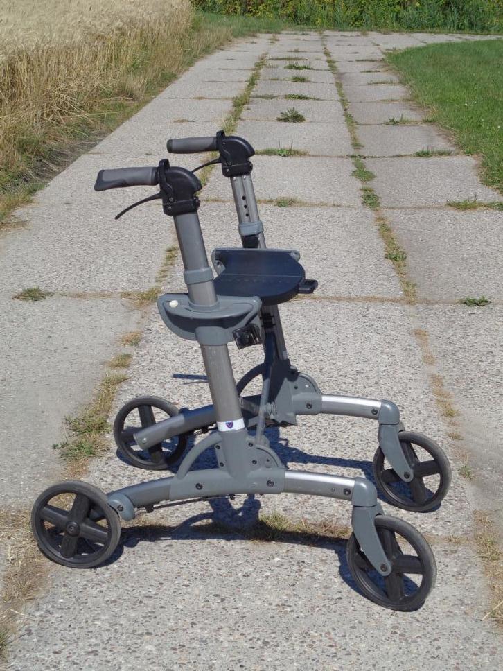 Volaris Smart rollator met stokhouder, Diversen, Rollators, Gebruikt, Lichtgewicht, Opvouwbaar, Ophalen