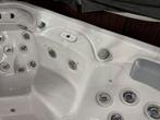 Wellis Spa Saturn 230x230 2 ligplaatsen 5 persoons, Ophalen, Zo goed als nieuw, Filter