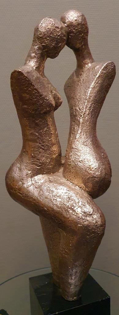Man vrouw kunst object sculptuur brons door kunstenaar uniek, Antiek en Kunst, Kunst | Designobjecten, Ophalen of Verzenden