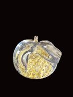 FM Konstglas Zweden - Massieve appel met goud, Ophalen of Verzenden
