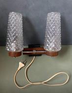 Wandlamp uit de jaren 60/70, Huis en Inrichting, Lampen | Wandlampen, Ophalen of Verzenden, Zo goed als nieuw, Glas