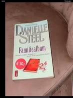 family album met danielle steel, Boeken, Ophalen of Verzenden, Zo goed als nieuw