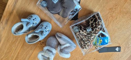 slofjes melton cotton 2x en 2x paar losse sloffen 0/6maand, Kinderen en Baby's, Babykleding | Schoentjes en Sokjes, Nieuw, Jongetje of Meisje