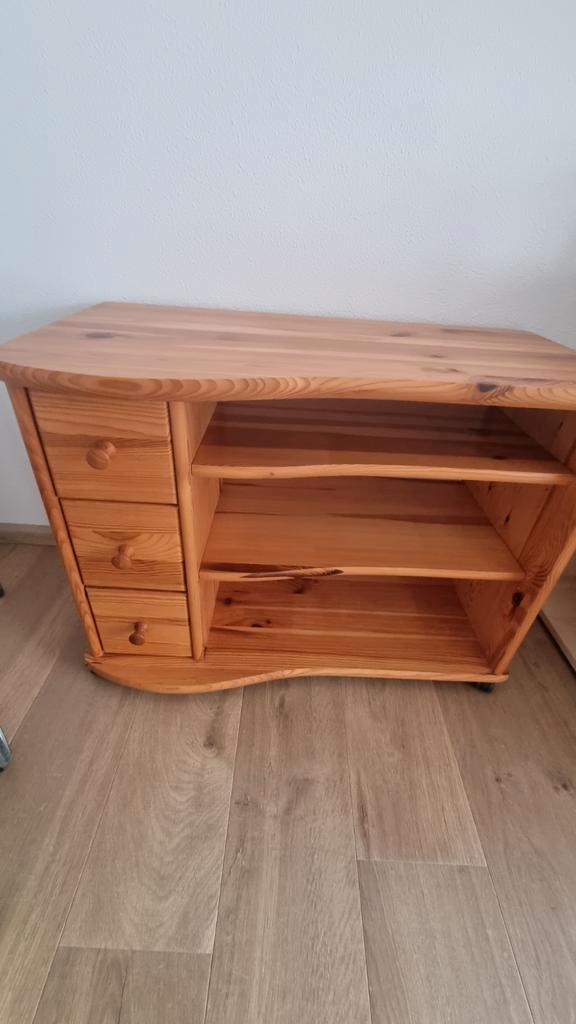 Tv-kastje / Dressoir met wielen, Huis en Inrichting, Kasten | Televisiemeubels, Gebruikt, Minder dan 100 cm, 50 tot 100 cm, 25 tot 50 cm