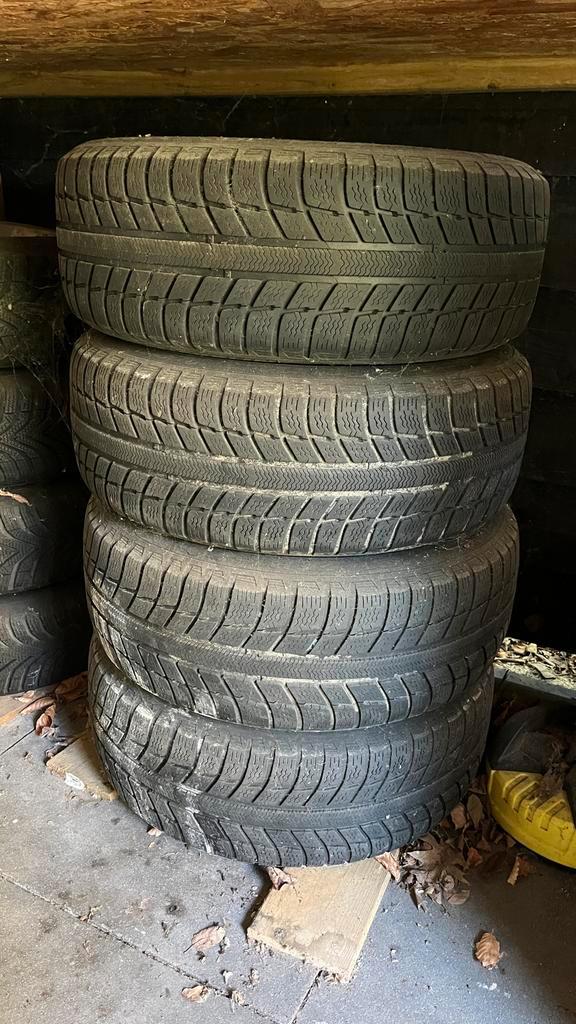 Volvo V50 Borbet Velgen met Winterbanden (16 inch), Auto-onderdelen, Banden en Velgen, Banden en Velgen, Winterbanden, 16 inch