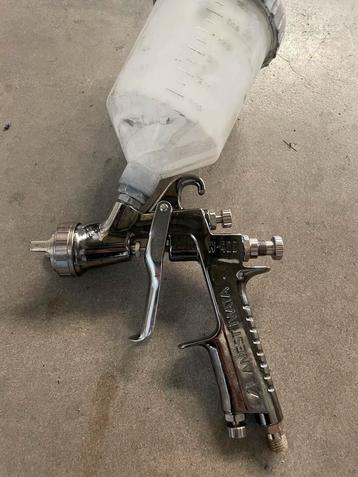 Anest Iwata w-400 lv2 verspuit 1.6 beschikbaar voor biedingen