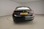 BMW 3 Serie Sedan 320i | LED | Navigatie | Schuifdak | Sport, Automaat, Gebruikt, 4 cilinders, Zwart