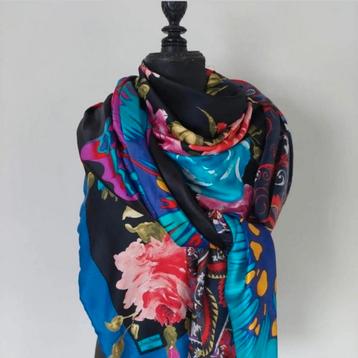 Shawl Omslagdoek Handmade Mucho Gusto style XL upcycling  beschikbaar voor biedingen