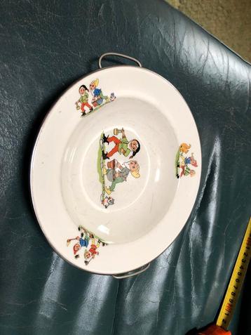 Vintage Kinder warmhoud bordje met Handvatten beschikbaar voor biedingen