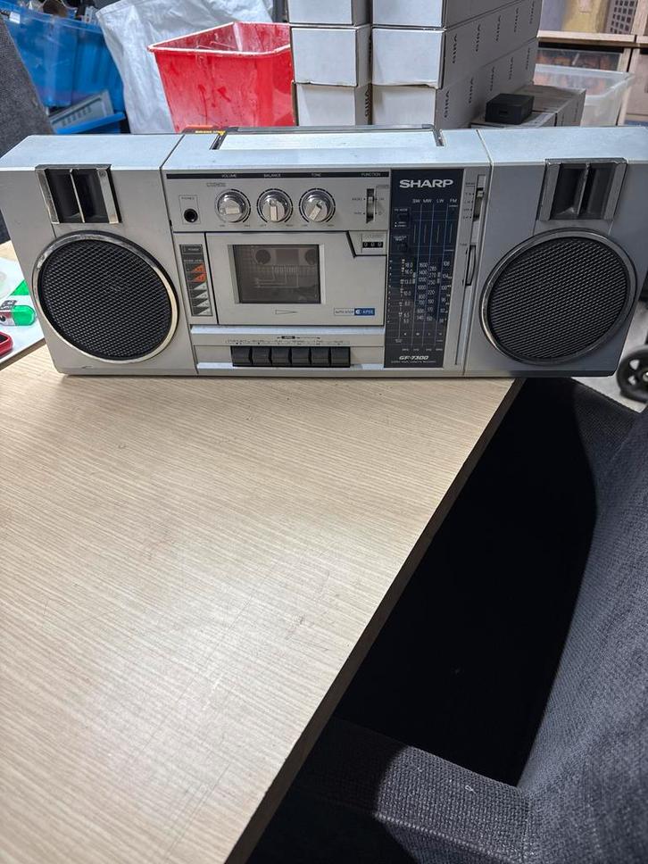 Sharp GF-7300 Stereo Radio Cassette Recorder, Audio, Tv en Foto, Radio's, Gebruikt, Radio, Met cd-speler, Ophalen of Verzenden