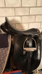 Euroriding diamant dressuurzadel 17,5 inch, Dieren en Toebehoren, Paarden en Pony's | Zadels, Ophalen of Verzenden, Gebruikt, Dressuur
