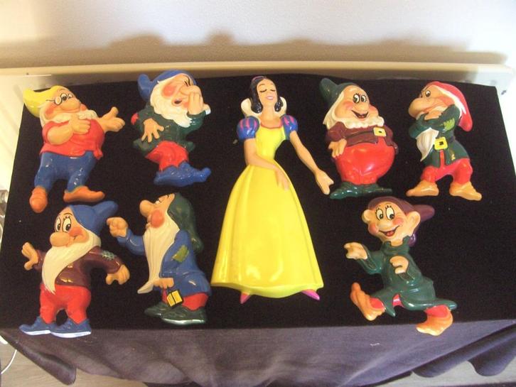 Zeldzame set 3D plastic figuren Sneeuwwitje en de 7, Verzamelen, Disney, Gebruikt, Beeldje of Figuurtje, Sneeuwwitje of Doornroosje