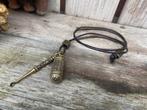 Prachtige ashanger aan leren ketting., Ophalen of Verzenden, Overige materialen, Ketting
