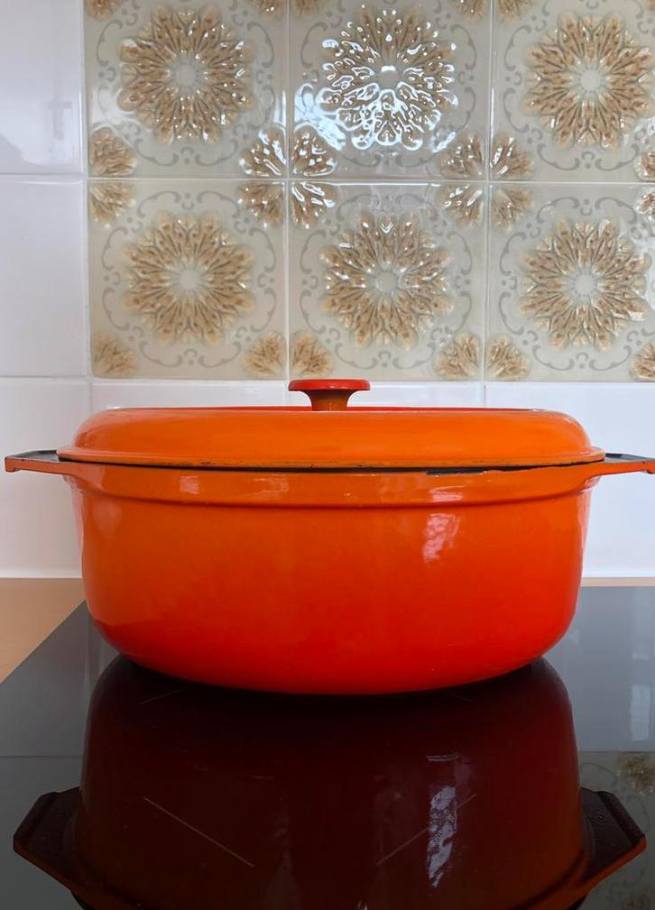 Staub doufeu brood braad stoofpan | gevlamd oranje, Huis en Inrichting, Keuken | Potten en Pannen, Zo goed als nieuw, Koekenpan of Braadpan