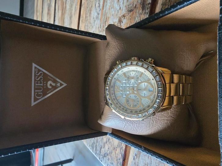 Guess Goud Dames horloge, Sieraden, Tassen en Uiterlijk, Horloges | Dames, Zo goed als nieuw, Overige merken, Goud, Goud, Ophalen of Verzenden