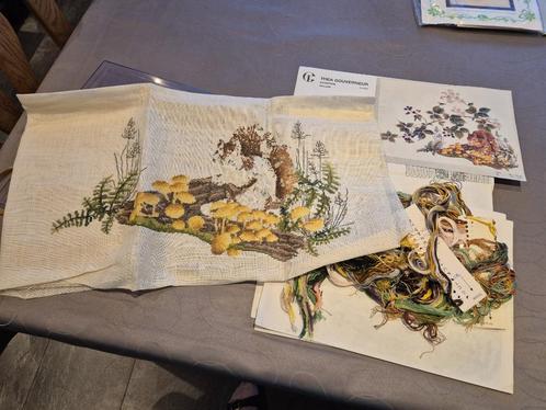 borduurpakket Thea Gouverneur 1071 eekhoorn, Hobby en Vrije tijd, Borduren en Borduurmachines, Gebruikt, Borduurpakket, Handborduren
