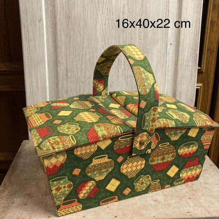 Vintage Naaimandje met Handvat, Antiek en Kunst, Curiosa en Brocante, Ophalen of Verzenden