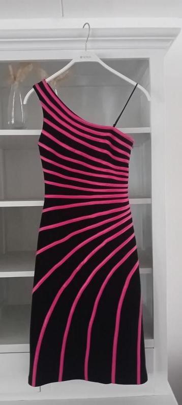 Cocktail jurk zwart/fuchsia mt 36 beschikbaar voor biedingen